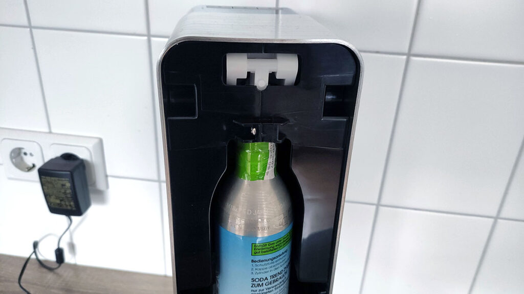 SodaStream Power: Offene Rückseite des Wassersprudlers SodaStream Power: Offene Rückseite des Wassersprudlers